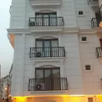 Luxx Mecidiyekoey اسطنبول